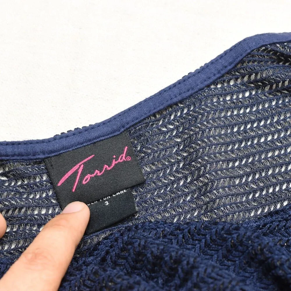 Torrid Women Blouse Knit Short Sleeve Solid Crew Neck Polyester Blue Plus Size 3 - Picture 8 of 8